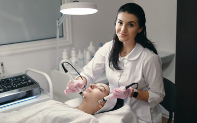 Burnout in Aesthetics: How Practitioner Wellbeing Impacts Patient Safety and Claims Risk